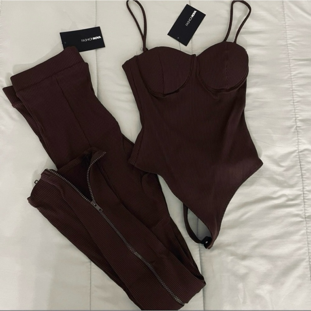 Fashion Nova Chocolate Bodysuit + Leggings SET